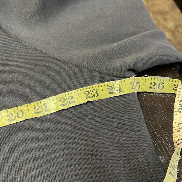 Taylor Swift The Eras Tour Washed Black Tour Hoodie Size M. - Picture 7 of 10